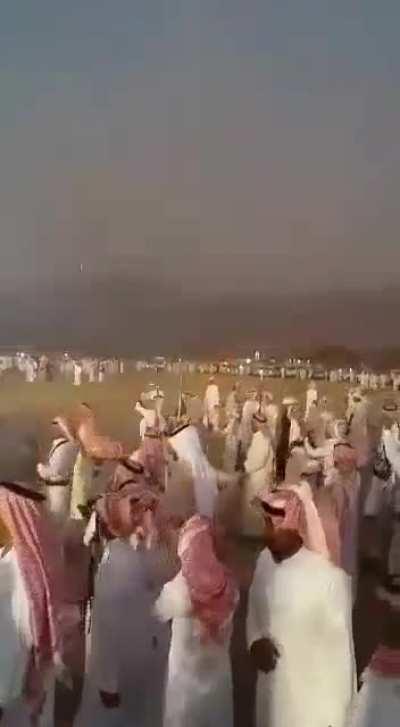 Arabic fullauto firing in the sky