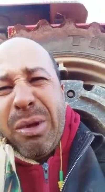 por favor gente😭😭