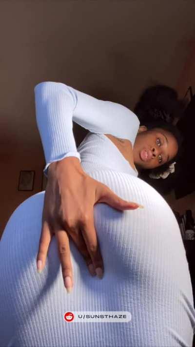 Undress me then fuck that pussy