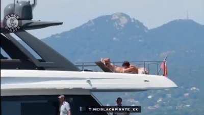 Жизнь удалась