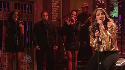 Jennifer at SNL - Starting Over (2010) HD