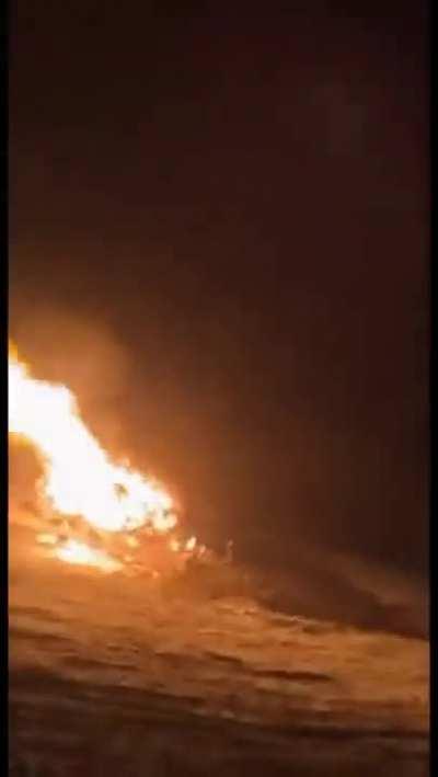 🅱️onfire 🅱️ropane 🅱️issile (not oc)