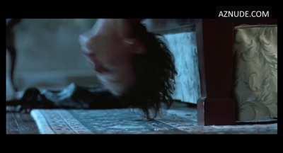 Jamie Lee Curtis's Sexy Dance From True Lies (1994)