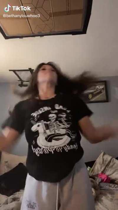 Transforming Hair Toss 😳