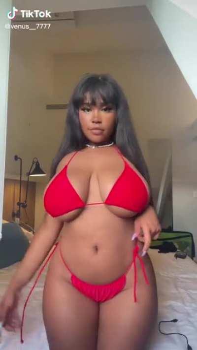 venus__777 is Dropdead Gorgeous