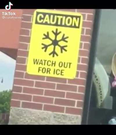 Ice-is ???? 😳 *vine boom*