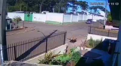 This guy house walls getting hit by car accident 2 times in 4 days!