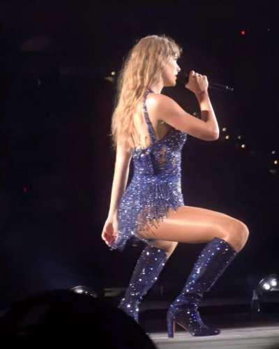 20K Taylor lovers! Thanks all for posting