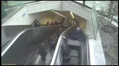 Escalator failure leads to abrupt chaos