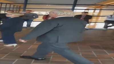 Kungen knallade just in på LTU.