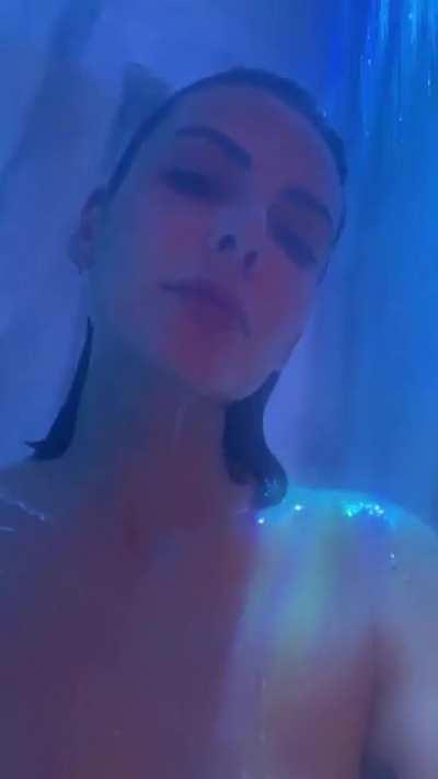 What would you do to her in the shower???