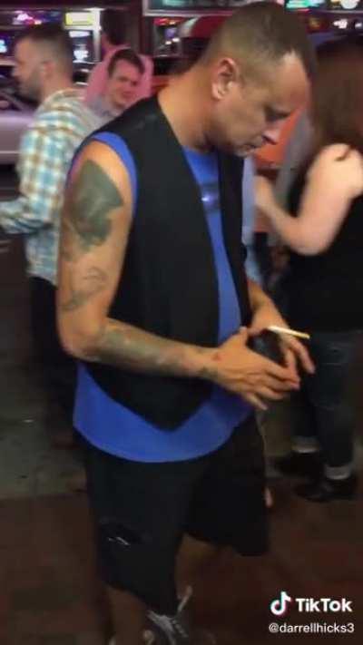 Buttt butttt howww....