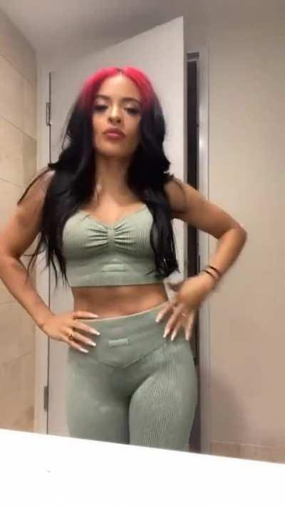 Zelina Vega