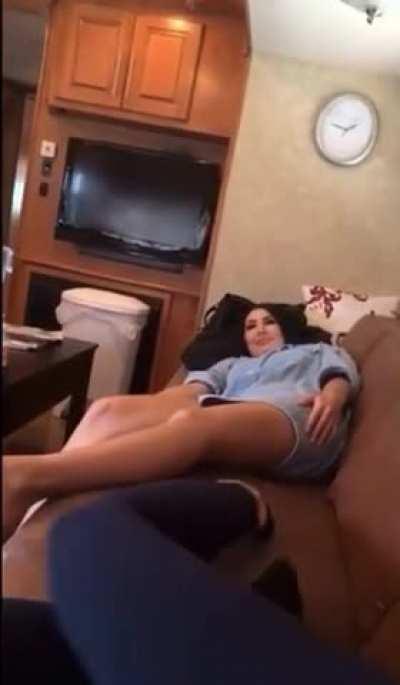 Jessica McKay’s soles (and Cassie Lee in socks)