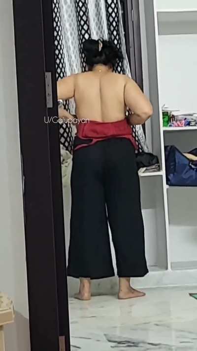 Post hookup scene with colleague 🤤