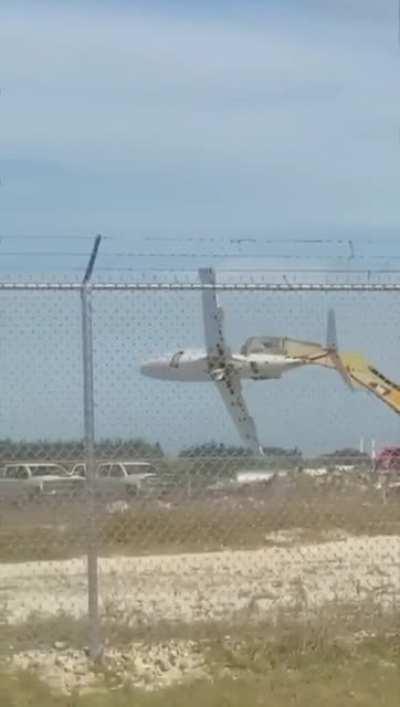 Nobody: ... ; Me: Simulating my plane