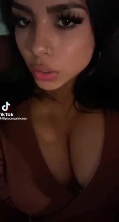 Daily Dose Of ThotzZ #17