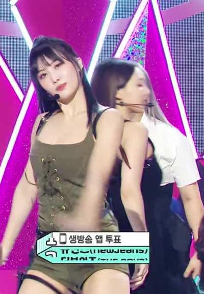 Busty Momo