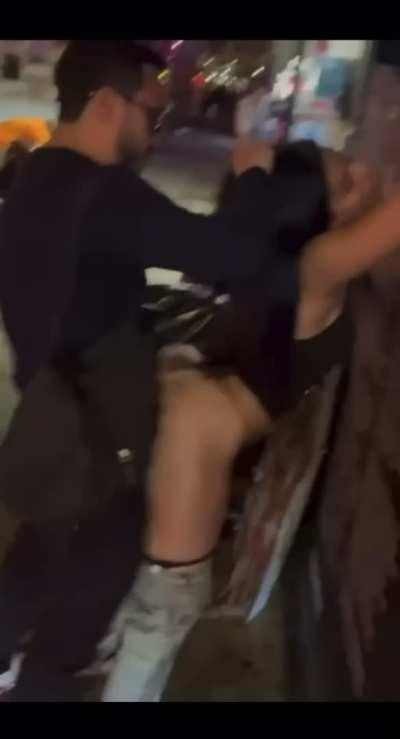 [reddit] dm to talk about this vid