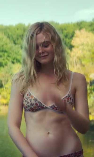 Elle Fanning