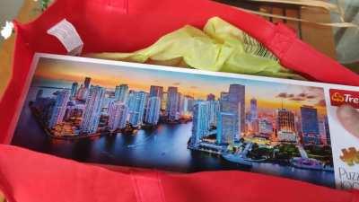 Receiving packages from Balkan parents be like