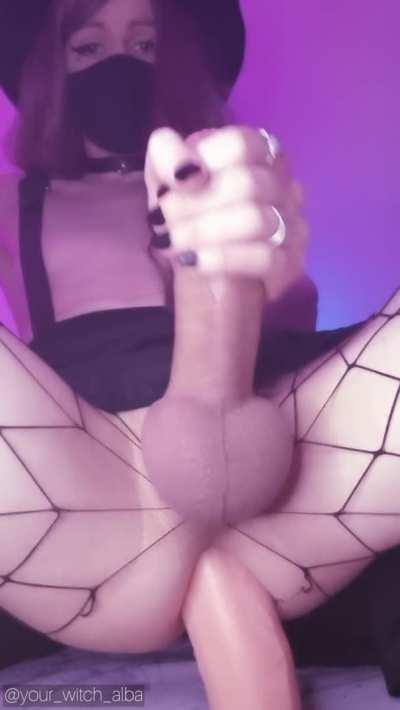 Think you could make my eyes roll back like this? 👀💗