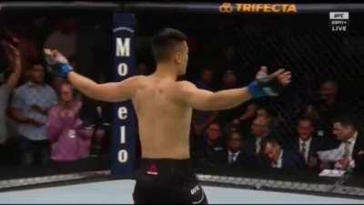 Since the Korean zombie is fighting tomorrow heres him landing a perfect Slip and counter to end the fight