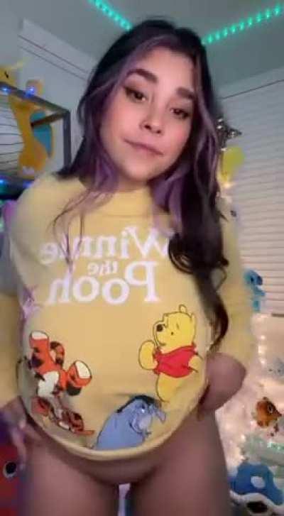 Would you celebrate the new years by jerking off to me?