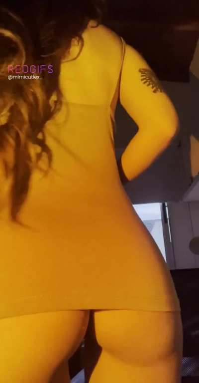 Thick ass like this shouldn't go unnoticed