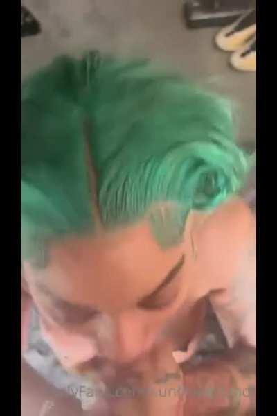 I update premium 6 days a week with brand new exclusive content