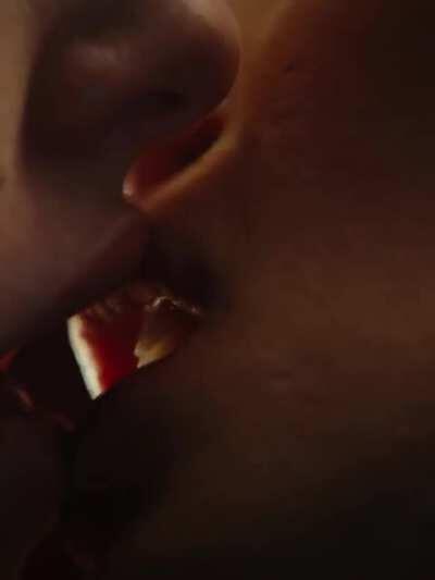 Megan Fox and Amanda Seyfried with a really fucking hot kiss!