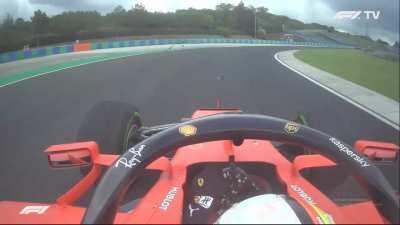 Vettel saves his race with the call for mediums instead of softs.