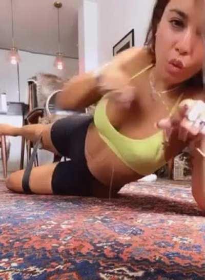 How Would You Give It To Vanessa Hudgens