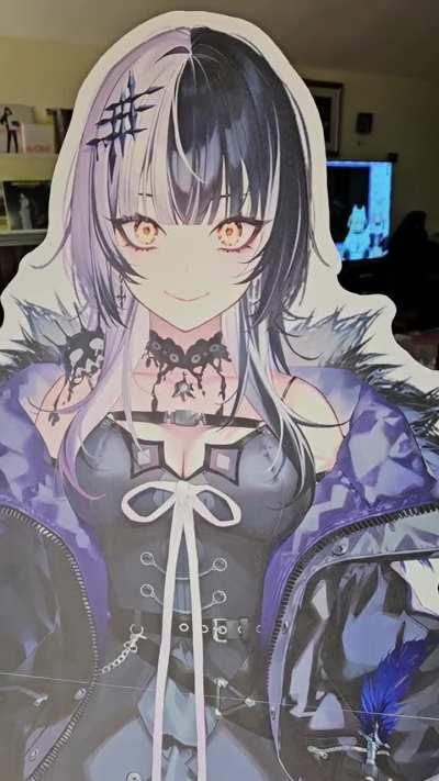 I missed Shiori so much that I made a talking Shiori cutout so I have Shiori at home 👁‍🗨