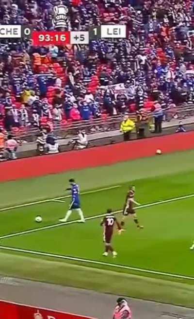 Vardy adamlığı - topun kornere çıkmasına izin veriyor ve kuponlar geliyor