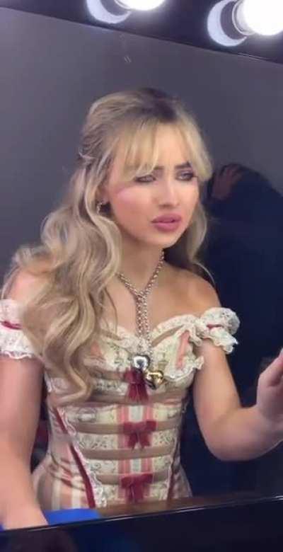 listening to Lana Del Rey