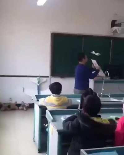 Guiding a paper plane