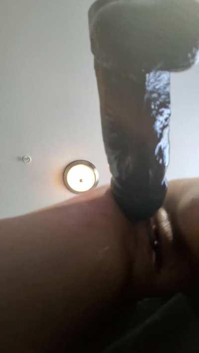 Fucking Machine makes her squirt so hard!