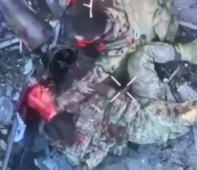 Drone footage of the🇷🇺v🇺🇦 soldiers fighting to the end