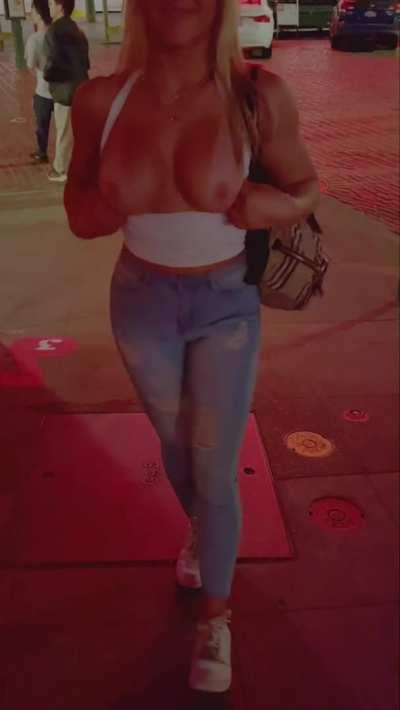 The titty market is open late for the public [gif]