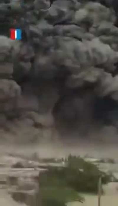 Massive explosion at an Iranian army ammunition depot in Bushehr, according to Iran International