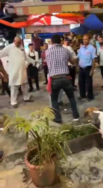 Context: Ladki se khule aam Rate Puchliya💀