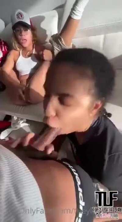 She going crazyy on that dick 🤭🔥