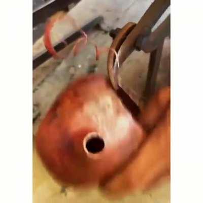 Making a kettle by hand