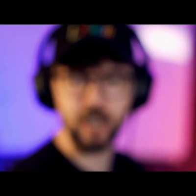 I saw the second part a while ago and it was hard to find again but as soon as I saw that part in the video I just had to do it😂