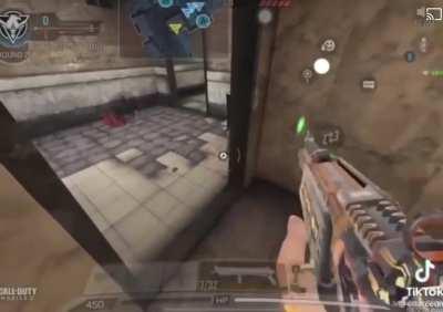 Im literally dying💀