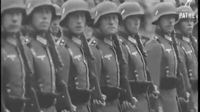 I made a TNO version of AOT final season opening. Enjoy!