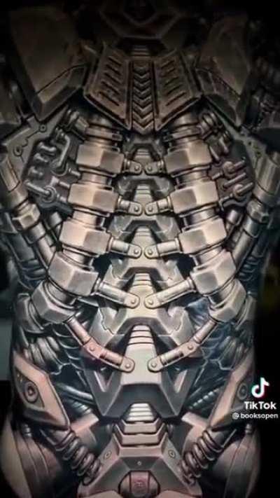 This mechanical tattoo
