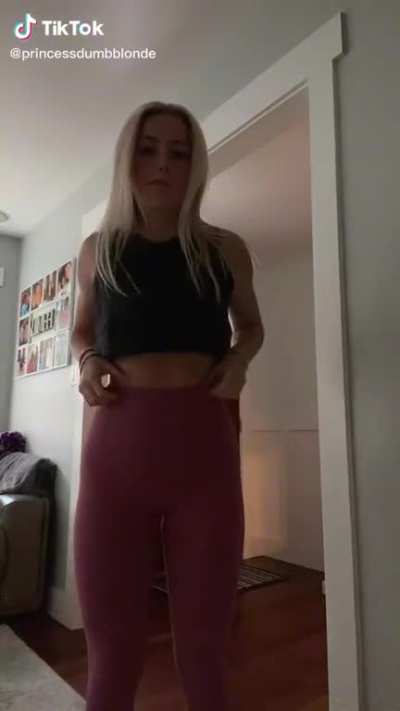 6/10. Cute but not as wide and hoped