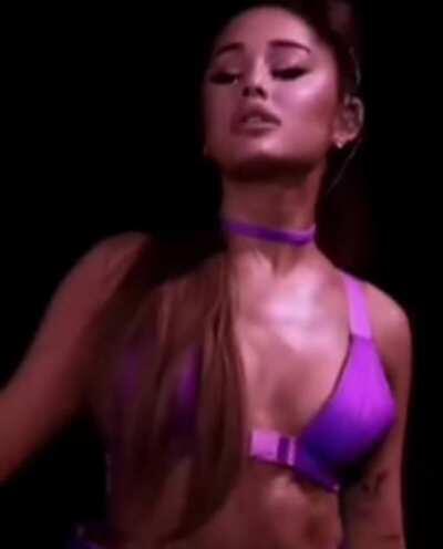 ArianaGrandeTits - Video #6546